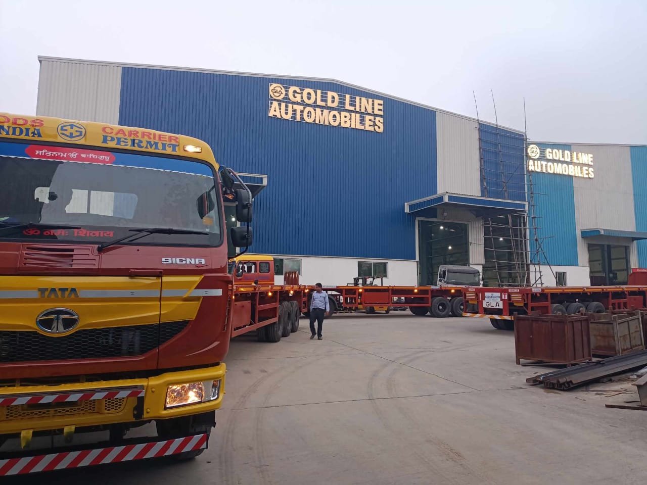 GoldLine Flatbed Trailers at factory